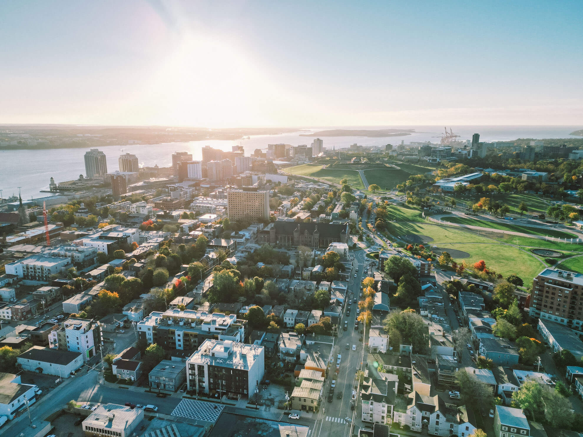 Halifax vue du ciel au coucher du soleil