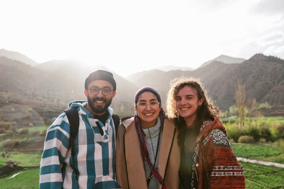 Fadwa El Menzhi avec Voix Nomades à Anfgou
