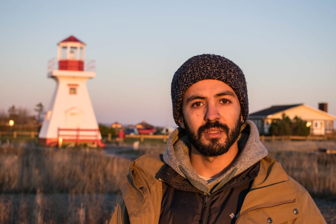 Personne devant le phare de Carleton-sur-mer